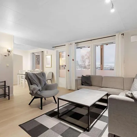 Lovly 3 Bedroom With The View Of Aurora Апартаменты Тромсё